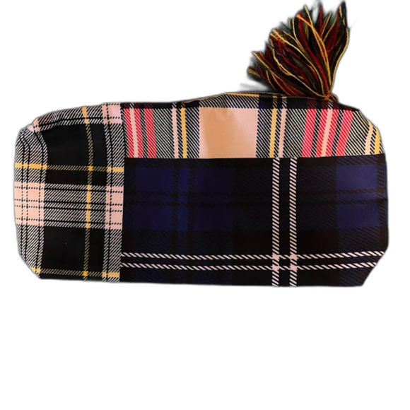 Estee Lauder Preppy Essential Red/Blue/Green&Yellow Plaid Cosmetics Bag w/Tassel - Picture 2 of 4